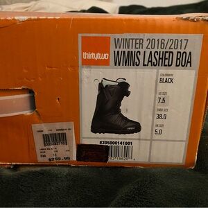ThirtyTwo Women's Lashed Boa Snowboard Boots